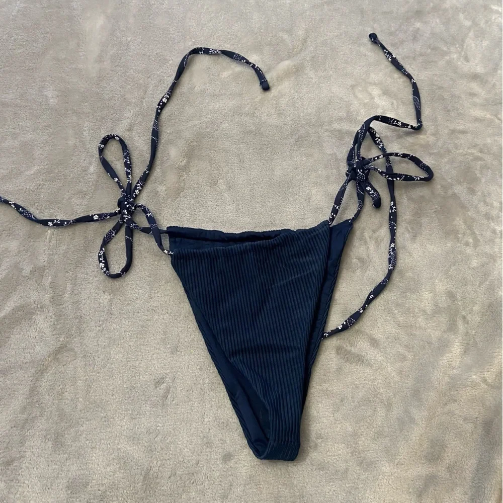 New! Frankie’s Bikini’s Tia ribbed thong string bikini bottom 24423